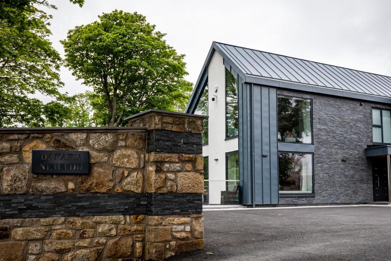 Dafarn Newydd Lodge スランゲヴニ エクステリア 写真