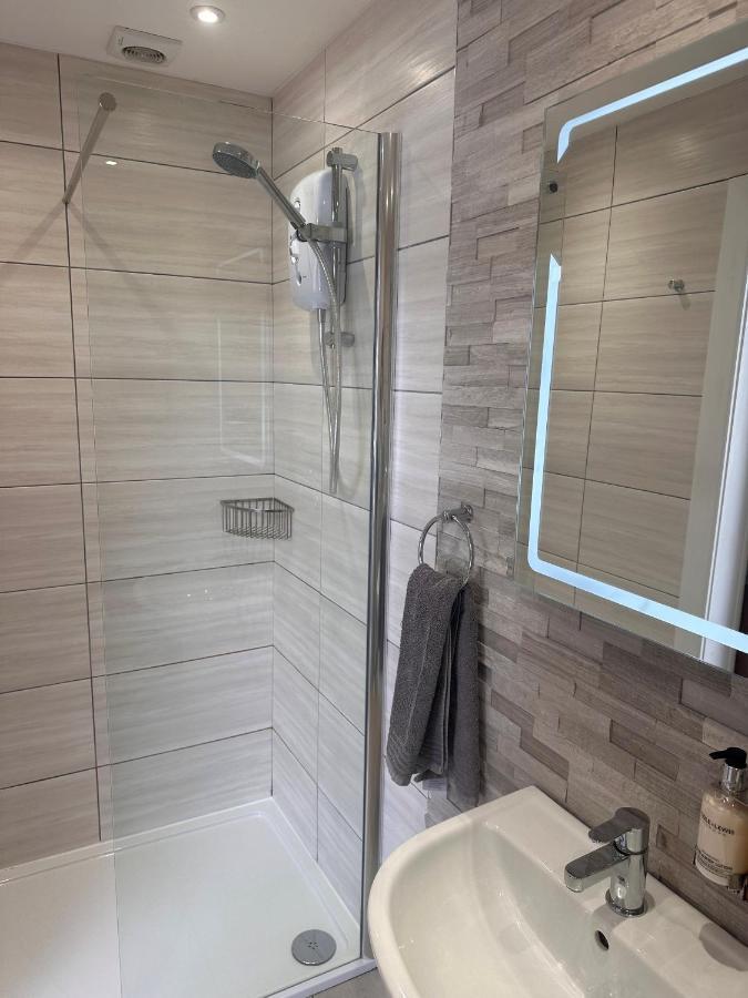 Dafarn Newydd Lodge スランゲヴニ エクステリア 写真